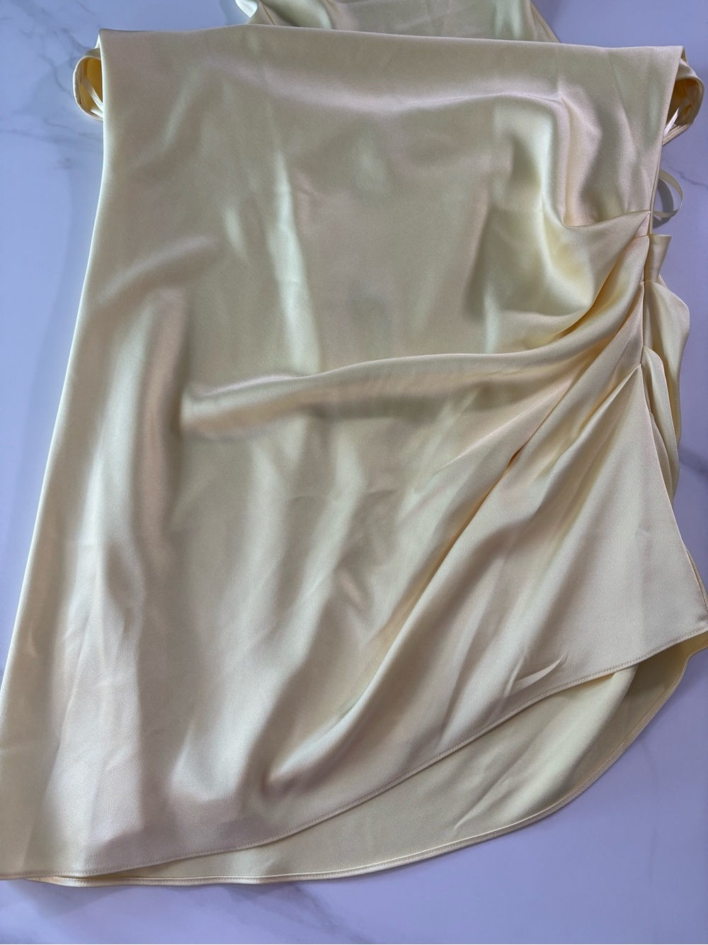 Gianni bini Satin Halter Neck Slip Dress in Pale Lime Sz 12 - Picture 3 of 10